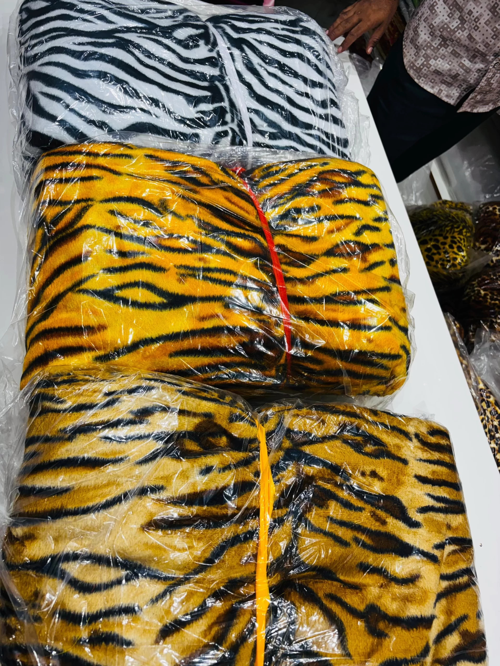 Soft Faux Fur Animal Print Fabric - Plush Tiger & Zebra Print - Ideal for Costumes, Crafts & Decor
